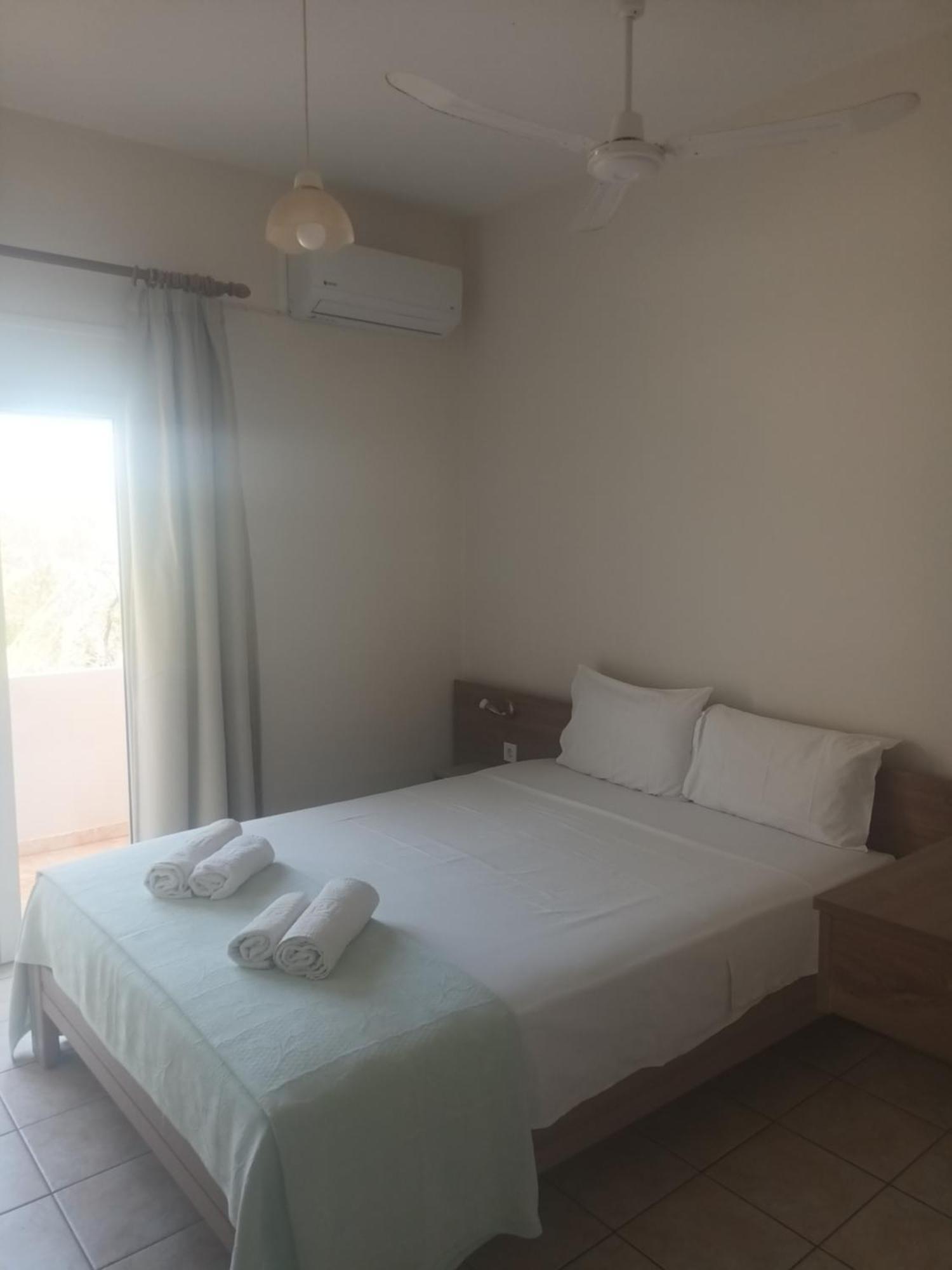 Cathrin Beach Apartments Stavrós Extérieur photo